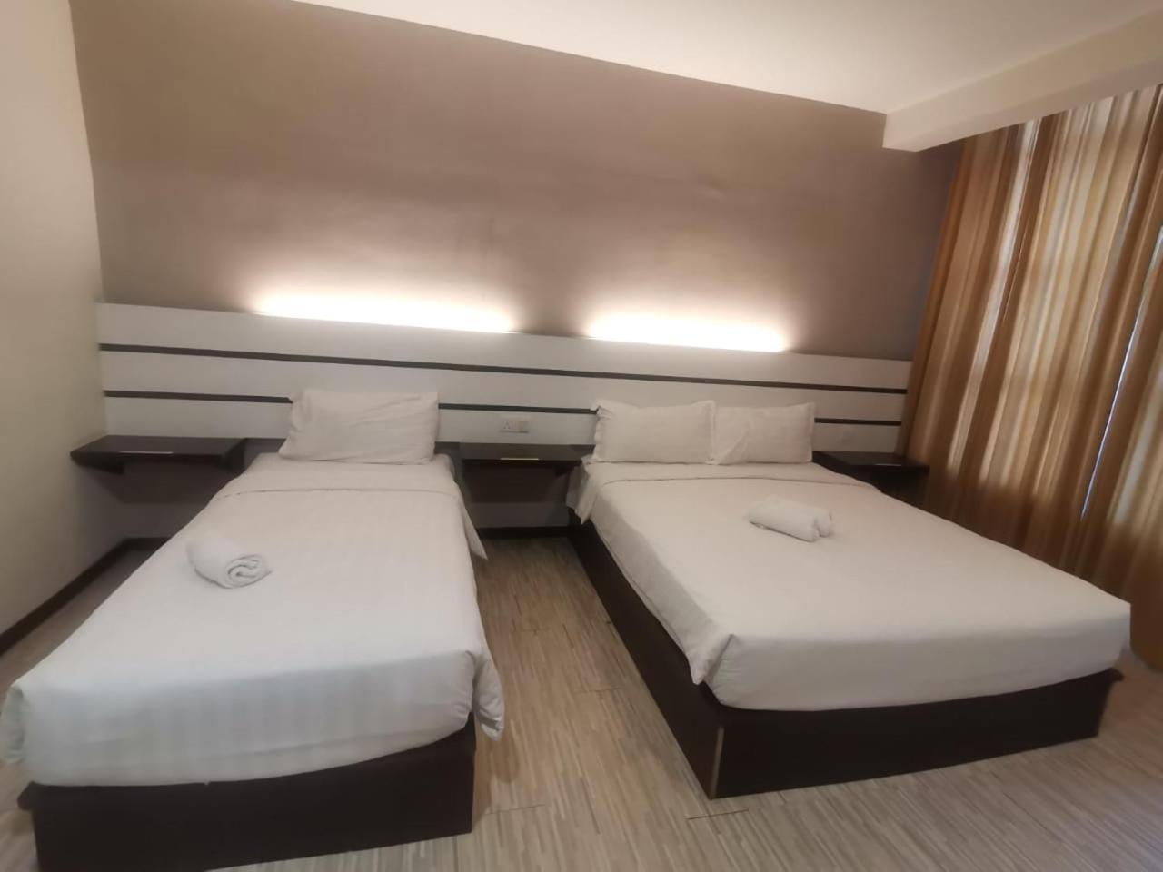 Hotel Zamburger Kuala Selangor Exterior foto